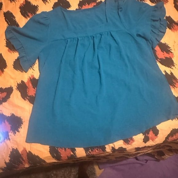 Tops - Women’s teal blue blouse shirt top size